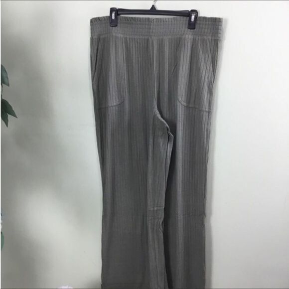 SO 3X green hacci knit flare high rise wide legs pant - Picture 6 of 16